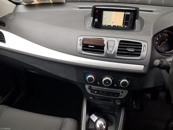 MEGANE TOM TOM... NCT TODAY .. LOW KMS 377893277