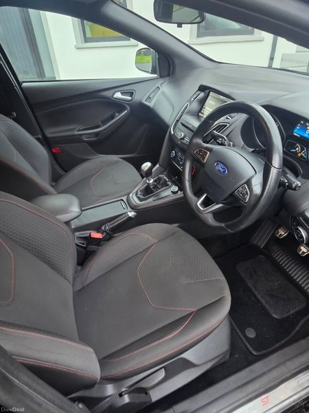 2016 FORD FOCUS ST LINE 1.5TDCI 120BHP 377802578
