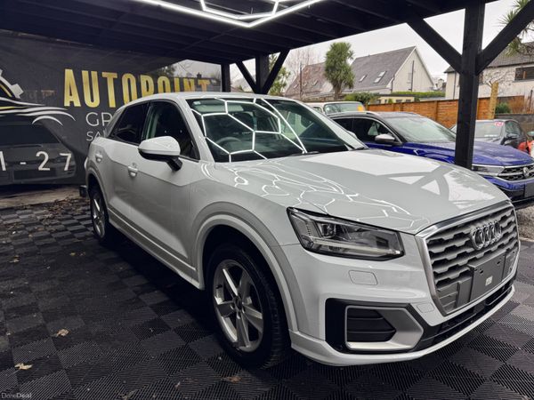 Audi Q2 377817921