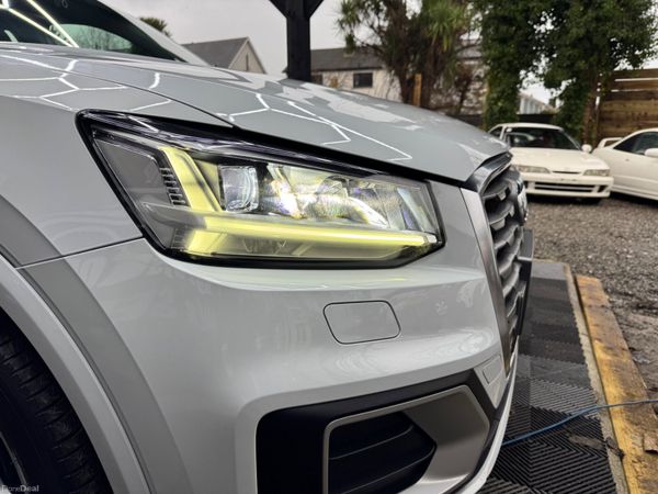 Audi Q2 2020 377818563