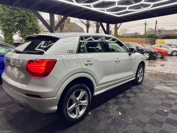 Audi Q2 2020 377818570
