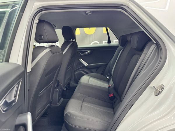 Audi Q2 2020 377818512