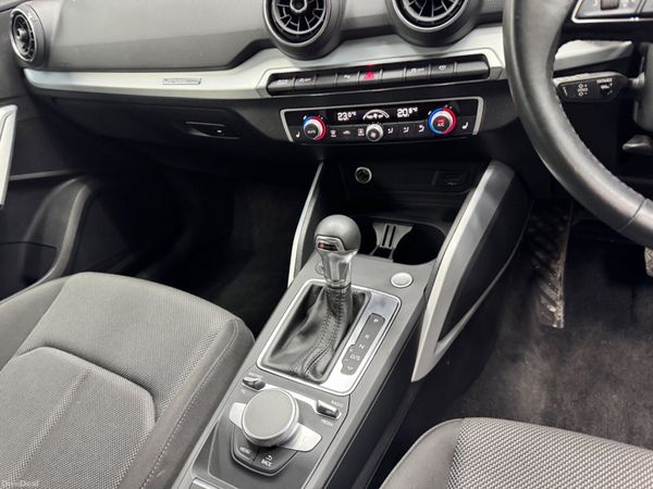 Audi Q2 2020 377818604