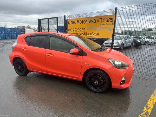 Toyota Aqua 2013 Automatic Low Milage 377818779