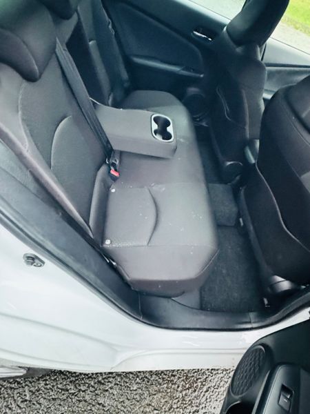 Toyota Prius in Superb Condition Hi Spec low milea 377829199