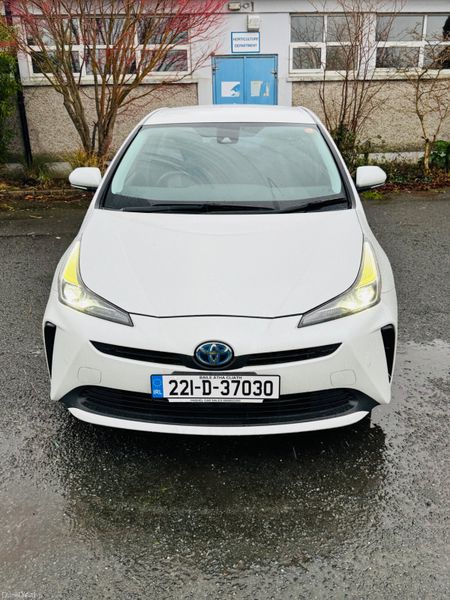 Toyota Prius in Superb Condition Hi Spec low milea 377829235