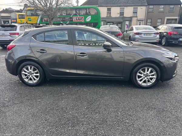 2018 MAZDA 3 1.5 PETROL EXECUTIVE LOW KMS 377830211