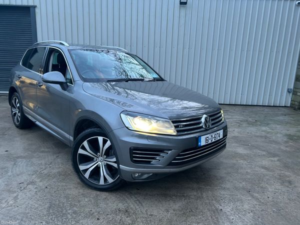 Volkswagen Touareg 2016 377838262