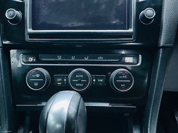 Volkswagen Golf 2014 1.4 Highline 32kMiles 377947541