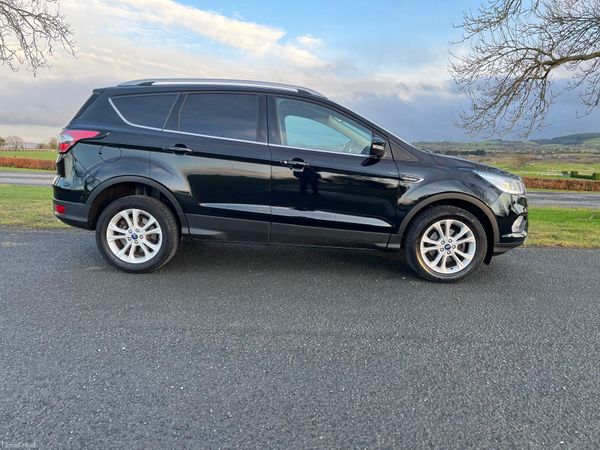 Ford Kuga 2019 commercial 2 seats 377975496