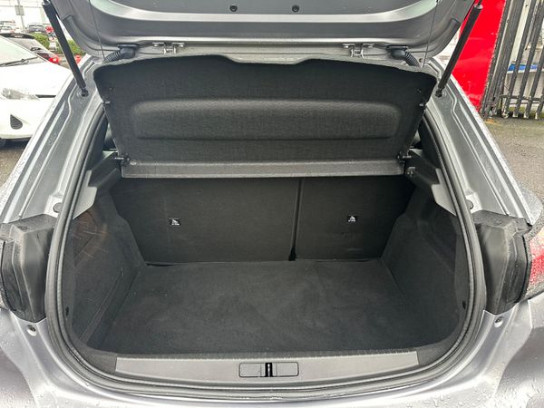 Peugeot 208 1.2 Puretech Active NCT 377981881