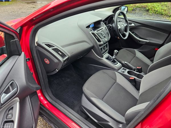 Ford Focus 2012 1.6 tdci estate low mileage 377982420