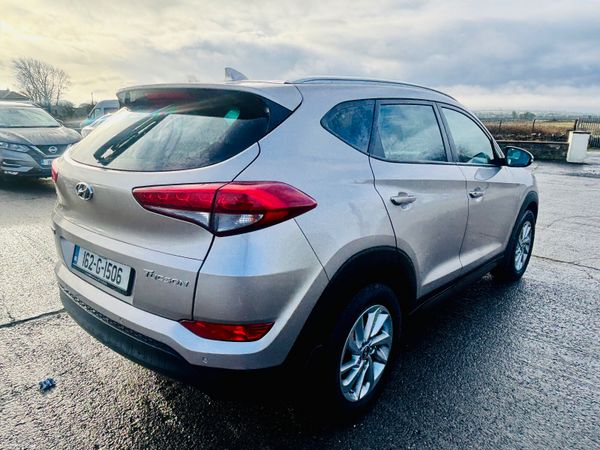 Hyundai Tucson 2016 377987374