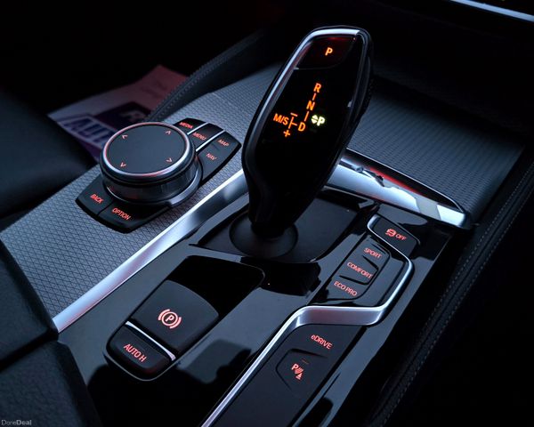 🔥2019 BMW 530e M-sport Automatic Petrol plug in H 378043617