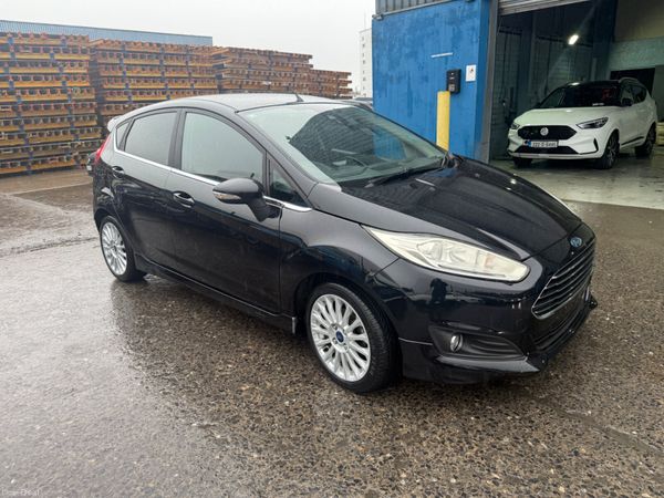 2016 Ford Fiesta 1.0 Eco Boost Automatic 378046369