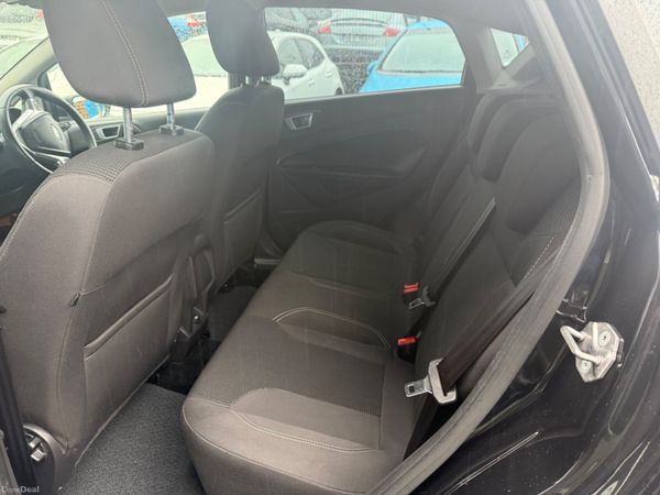 2016 Ford Fiesta 1.0 Eco Boost Automatic 378046380