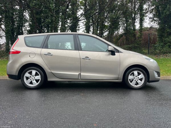 Renault Grand Scenic 2010(NCT 03/27) 378053957