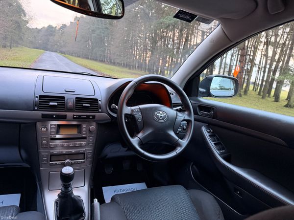 Toyota Avensis Diesel Luna D4D 378054248