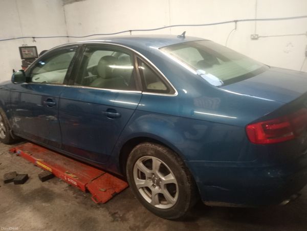 Audi A4 2009 TDI automatic 378057920