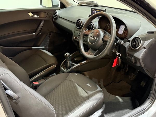 Audi A1 1.6 TDI - Manual 378058487