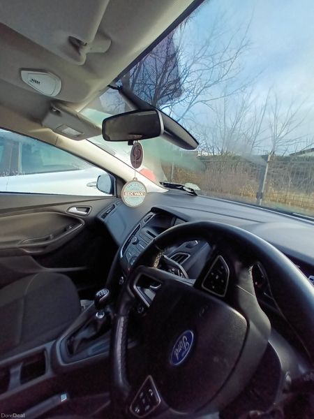 Ford Focus 2015 378070112