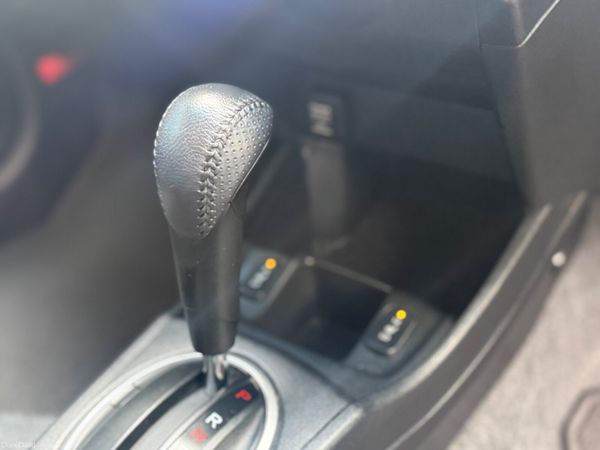 2013 Honda Fit Hybrid Automatic 378080842