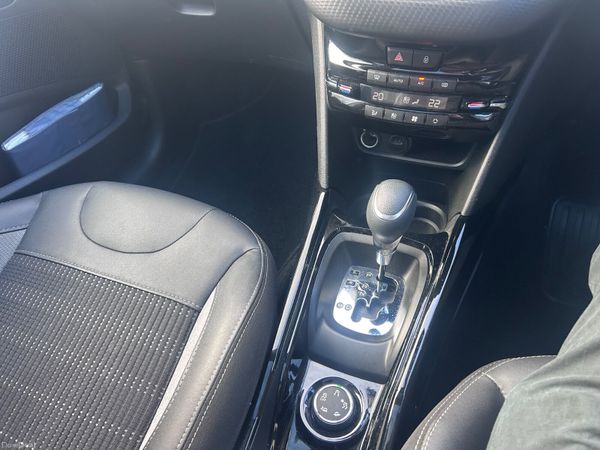 2019 PEUGEOT 2008 1.2 PETROL AUTO PAN ROOF 378088153