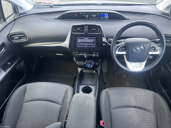 2016 TOYOTA PRIUS 1.8 PETROL HYBRID AUTO 378088475