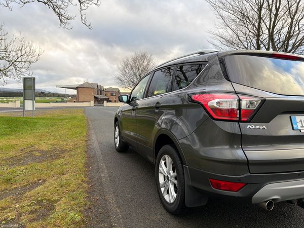 Ford Kuga 2019 TDCI 1.5 Titanium 378088754