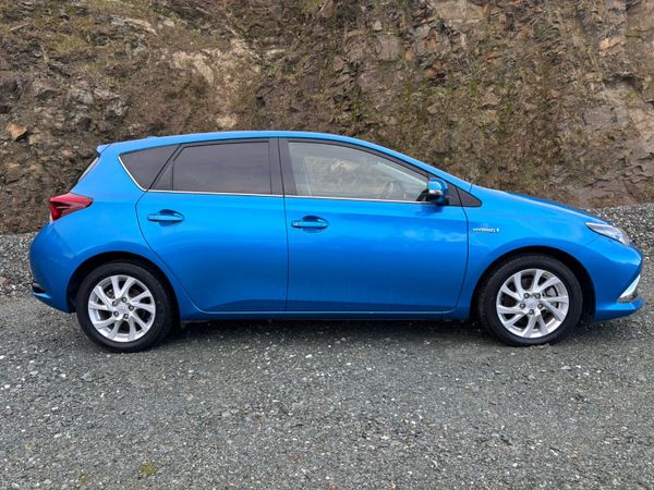 TOYOTA AURIS HYBRID AUTOMATIC 1.8 PETROL 378005390