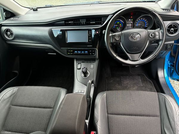 TOYOTA AURIS HYBRID AUTOMATIC 1.8 PETROL 378005413