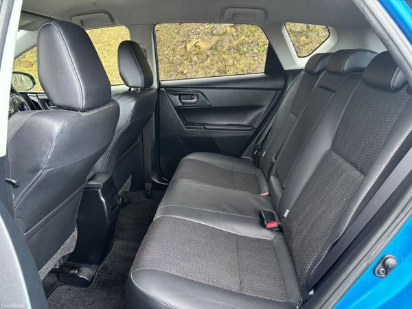 TOYOTA AURIS HYBRID AUTOMATIC 1.8 PETROL 378005419