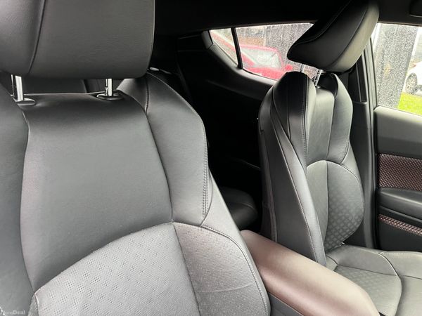 TOYOTA C-HR 2019, 1.8 HYBRID AUTO FULL LEATHER 378011060
