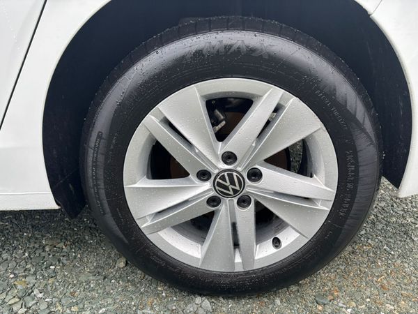 23 VW GOLF AUTOMATIC 1.0 PETROL 378018675