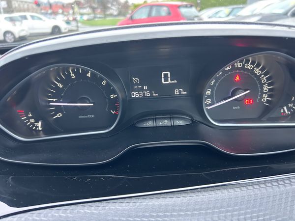 2018 PEUGEOT 2008 1.2 PURETEC VERY LOW KMS 378036527