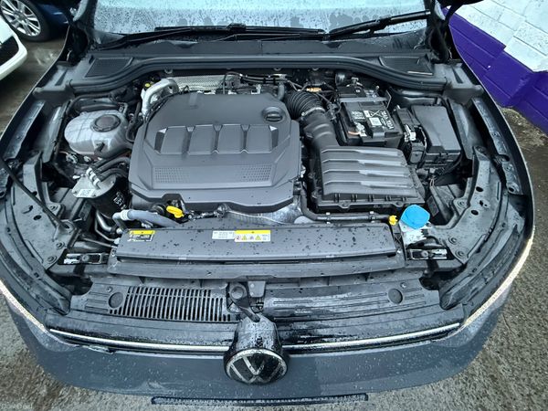 Volkswagen Golf 2024 R-line 378102682