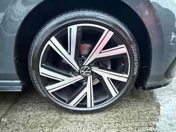 Volkswagen Golf 2024 R-line 378102617