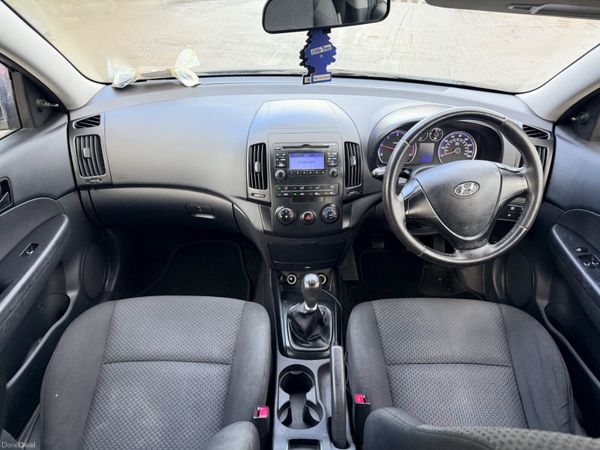 **Sale Agreed** Hyundai i30 2010 378112696