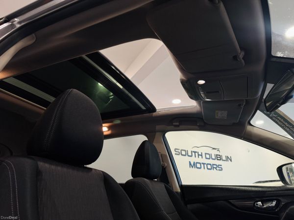 Nissan X-Trail 1.6-Premium-7 seater-Pan Roof 378116384