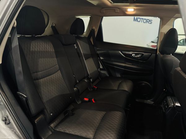 Nissan X-Trail 1.6-Premium-7 seater-Pan Roof 378116393