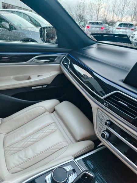 BMW 7-Series 730D M-SPORT  Full BMW S/H 378121494