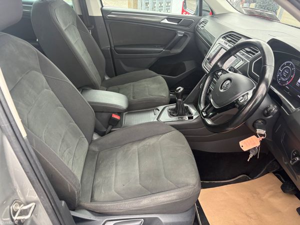 Volkswagen Tiguan Highline 150bhp 378129003