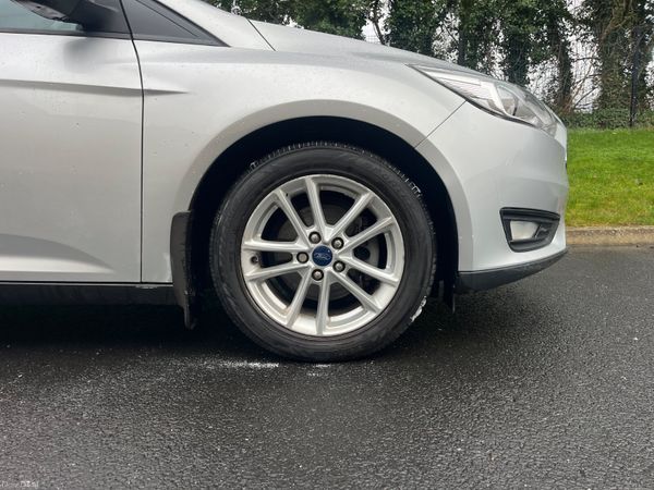 Ford Focus 2016(05/27) 378129006