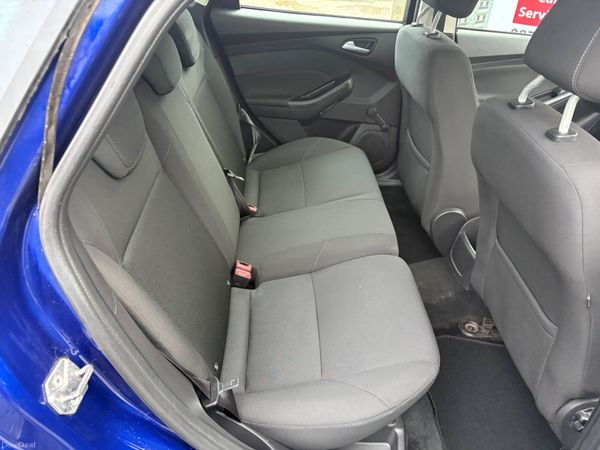 2015 Ford Focus 1lt petrol 378130728