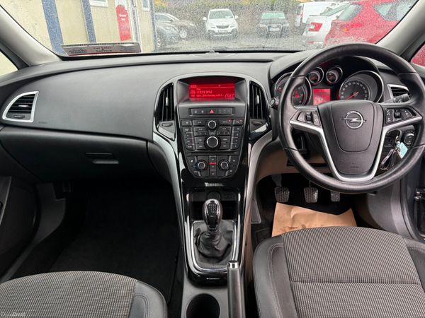 2015 Opel Astra 1.6 Sc 378131421