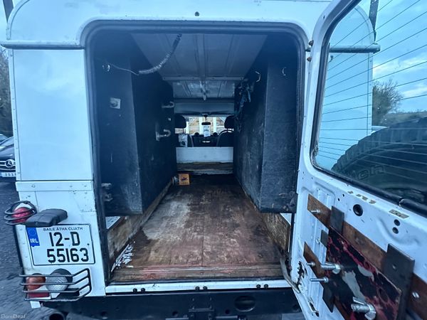 2012 Land Rover Defender With Hard Roof 378133001