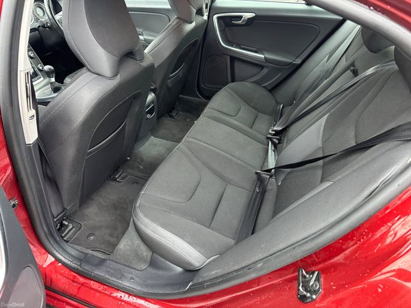 Volvo S60 2013 2.0 D3 136PS S/S SE 378138654