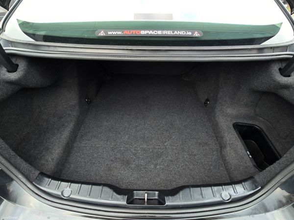 141 BMW 520d Luxury Automatic 378240756