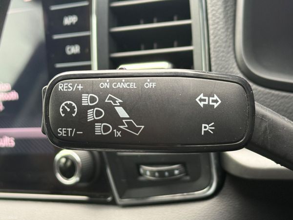 Immaculate Low km Auto 201 Skoda Karoq! 378258908