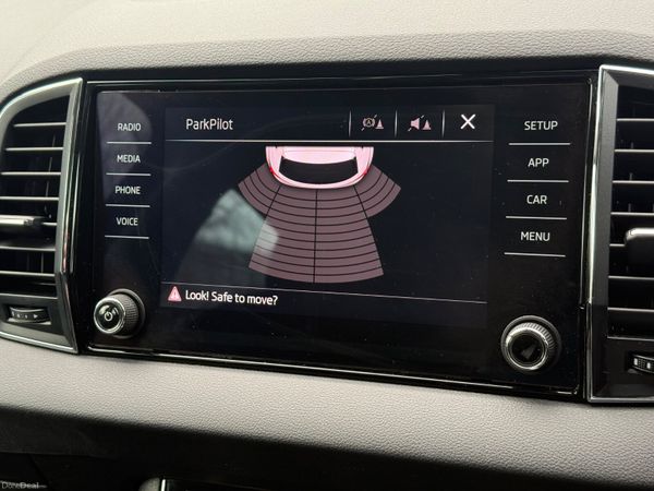 Immaculate Low km Auto 201 Skoda Karoq! 378258914